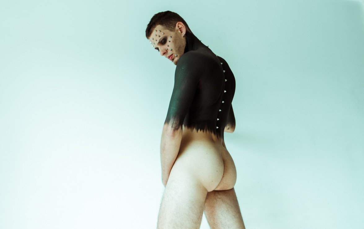 The man in Black Tacks